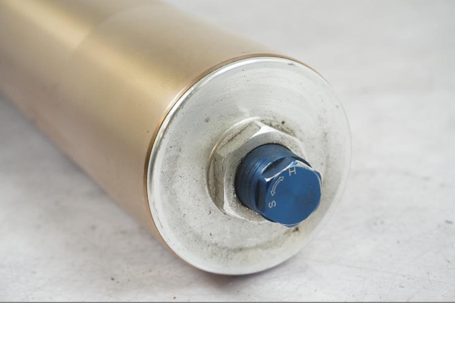 Extrabild1 på Gaffelben från en Triumph Tiger Explorer -2013 motorcykel.