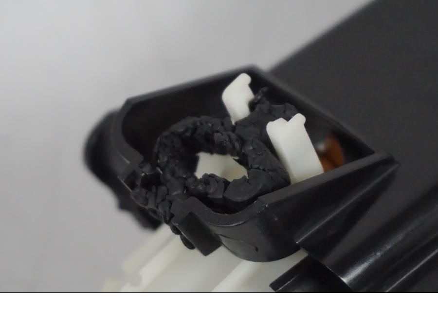 Extrabild3 på Bensinpump insprut från en BMW F 650 CS -2002 motorcykel.