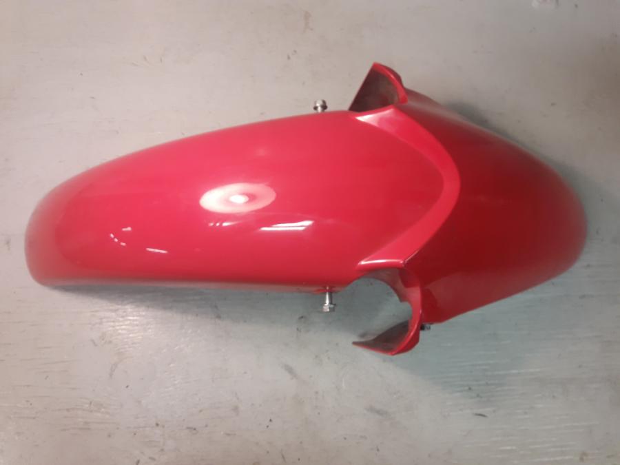 Höger sida på Framskärm från en Honda CBR 125 R -2008 motorcykel.