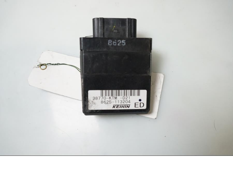 Framsidan på CDI / ECU från en Honda ANF 125 -2008 motorcykel.