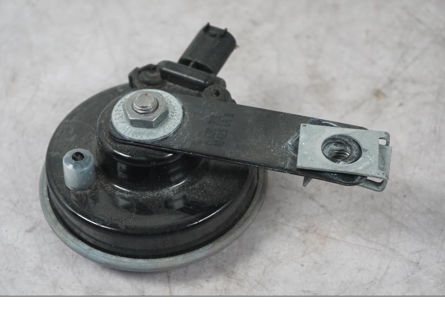 Höger sida på Signalhorn / Tuta från en BMW K 1600 GTL -2015 motorcykel.