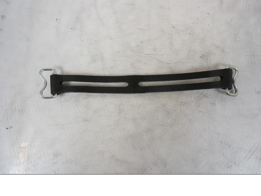 Framsidan på Batterihållare från en Kawasaki Z 800 -2014 motorcykel.