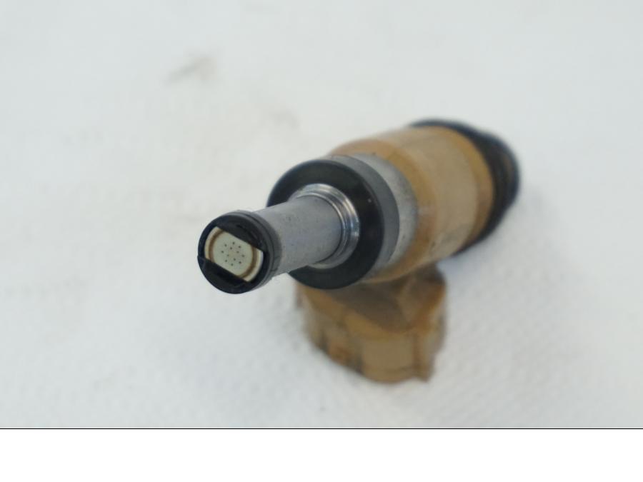 Snett uppifrån på Spridare från en Yamaha YZF R6 -2006 motorcykel.