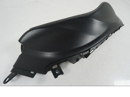 Baksidan på Tankkåpa från en Suzuki GSX 1300 R -2017 motorcykel.