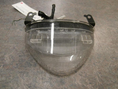 Baksidan på Baklampa från en Honda CB 600 Hornet -2007 motorcykel.