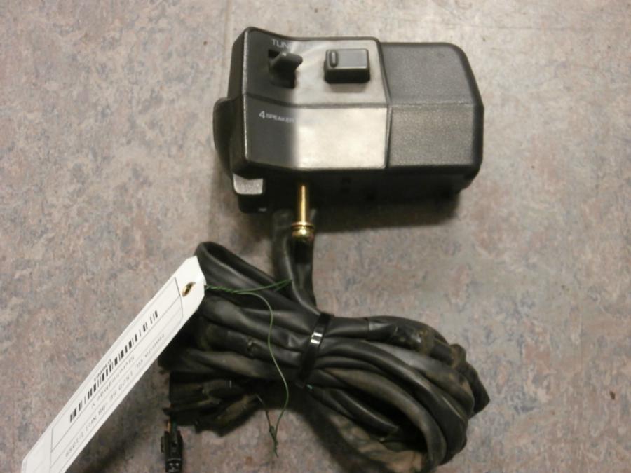 Framsidan på Styrelreglage från en Honda GL 1500 -1998 motorcykel.