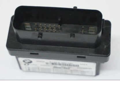 Snett uppifrån på Styrbox från en BMW R 1250 GS -2022 motorcykel.