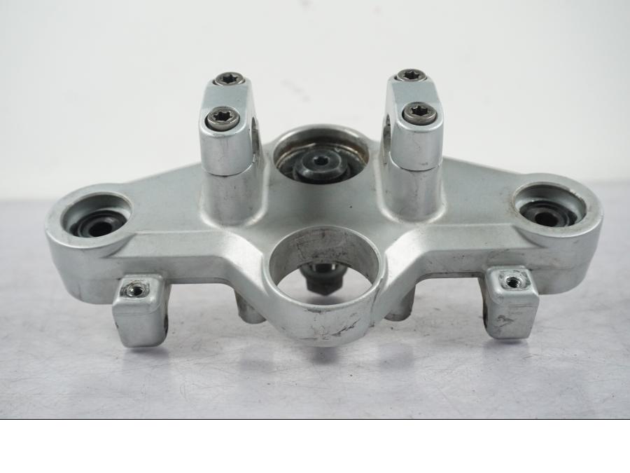 Framsidan på Gaffelkrona från en BMW R 1200 R -2007 motorcykel.