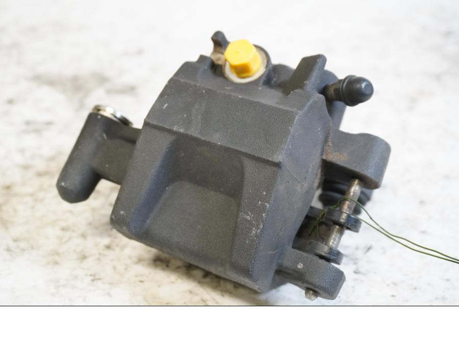 Baksidan på Bromsok från en Suzuki GSX 1300 BK -2008 motorcykel.