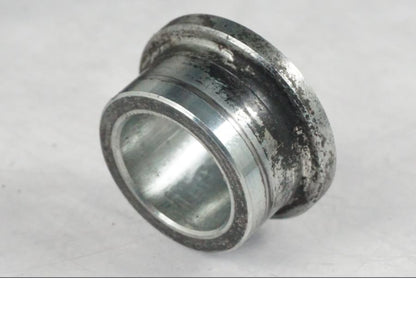 Baksidan på Fälg från en Kawasaki ER-6N ABS -2010 motorcykel.