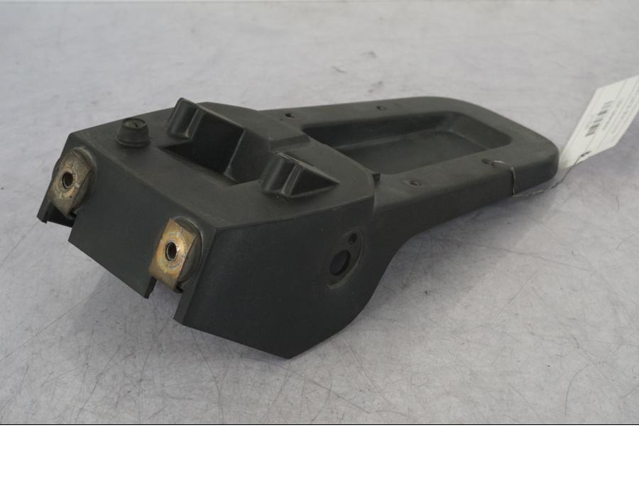 Höger sida på Baklampfäste från en BMW R 1100 GS -1998 motorcykel.