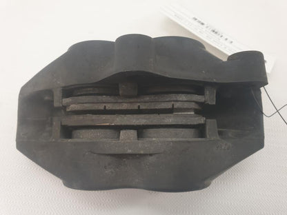 Vänster sida på Bromsok från en BMW R 1200 GS -2006 motorcykel.