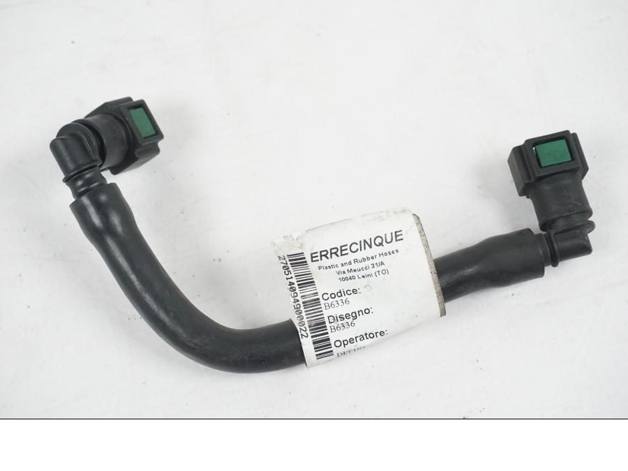 Framsidan på Bensinledning från en MV Agusta Dragster -2014 motorcykel.