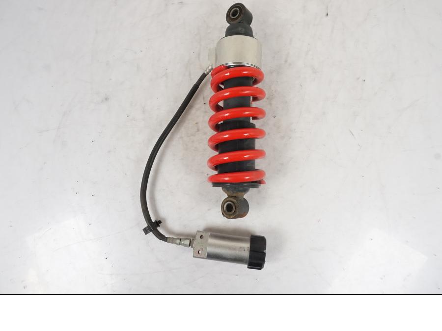 Framsidan på Stötdämpare från en Kawasaki Versys 650 -2014 motorcykel.