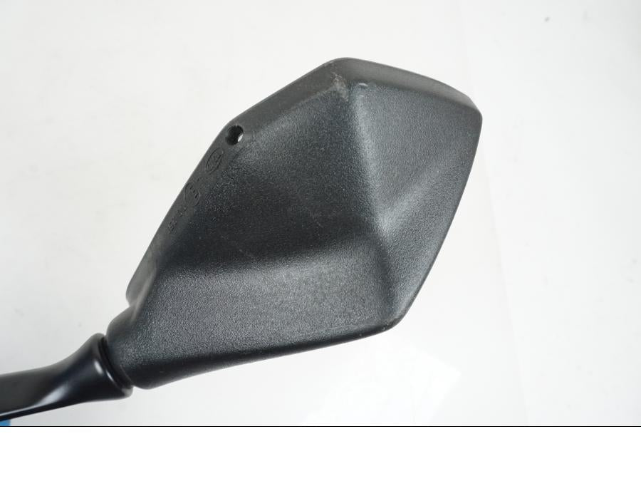 Höger sida på Backspegel från en Kawasaki NINJA 400 -2018 motorcykel.