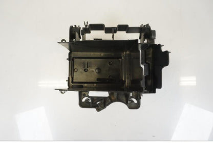 Snett uppifrån på Batterihållare från en BMW R 1250 GS -2019 motorcykel.