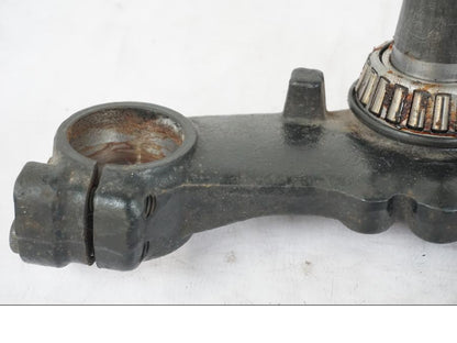 Höger sida på Gaffelkrona från en Suzuki GSX 550 EF -1985 motorcykel.