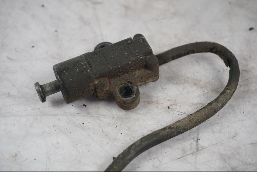 Höger sida på Sidostödsbrytare från en Triumph Tiger Explorer -2016 motorcykel.