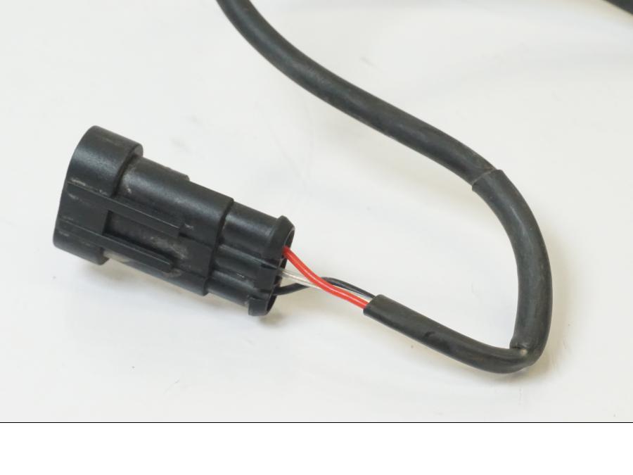 Höger sida på Oljenivågivare från en KTM 1190 Adventure -2015 motorcykel.