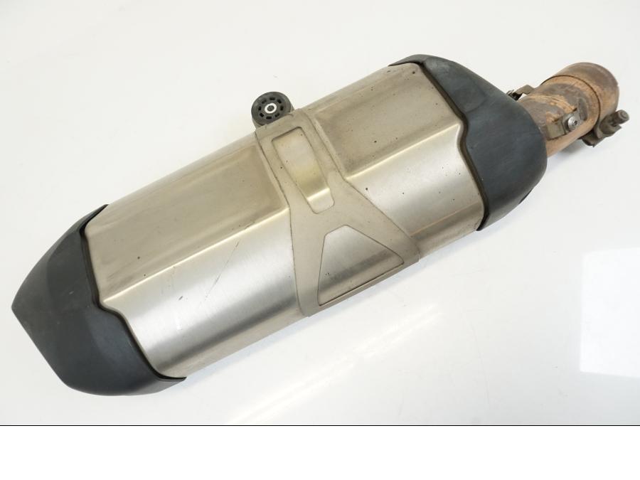 Framsidan på Ljuddämpare från en BMW R 1250 GS -2019 motorcykel.