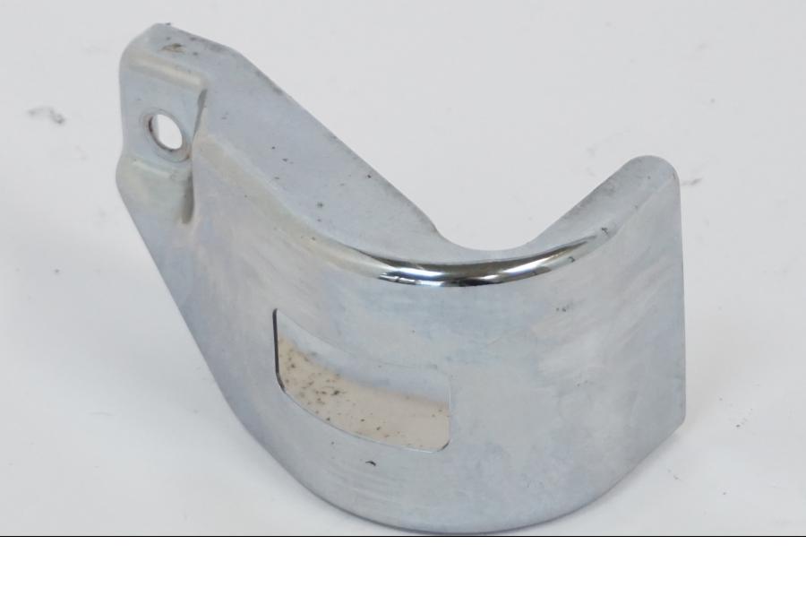 Höger sida på Bromsvätskebehållarkåpa från en Kawasaki VN 1500 -2002 motorcykel.