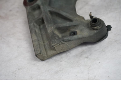 Höger sida på Bromsoksfäste från en Kawasaki Versys 1000 -2015 motorcykel.