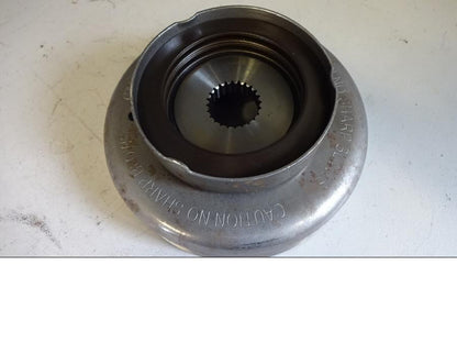 Baksidan på Generator från en H-D Harley diverse -2007 motorcykel.