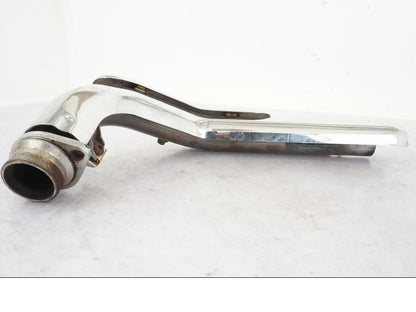 Snett uppifrån på Grenrör från en Yamaha XVS 1100 -2000 motorcykel.