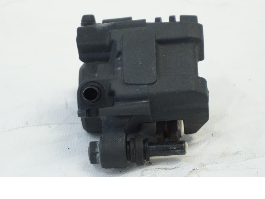 Vänster sida på Bromsok från en Triumph Daytona 675 -2010 motorcykel.