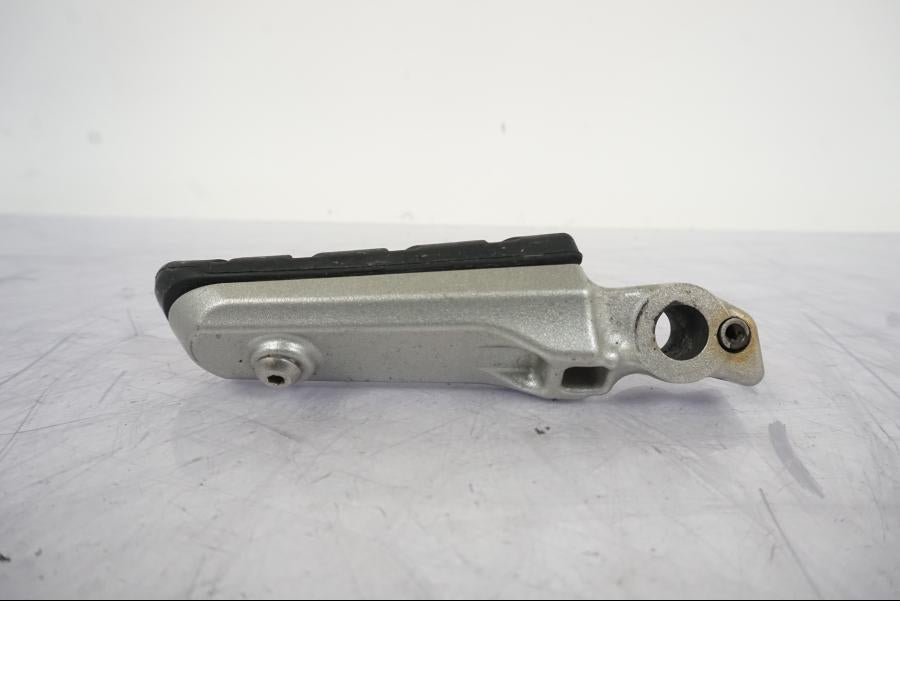 Höger sida på Fotpinne från en Honda VFR 1200 -2010 motorcykel.