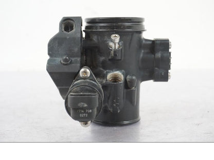 Höger sida på Spjällhus från en BMW R 1200 GSA -2012 motorcykel.