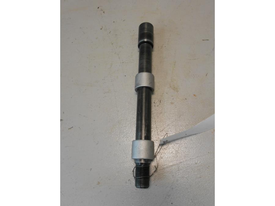 Framsidan på Axel från en Honda NC 750 S -2017 motorcykel.