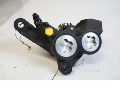 Framsidan på Bromsok från en Yamaha MT-07 -2014 motorcykel.