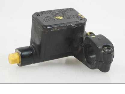 Extrabild3 på Bromshuvudcylinder från en Piaggio MP3 250 -2006 motorcykel.