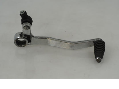 Baksidan på Växelpedal från en Suzuki GSF 600 -1995 motorcykel.