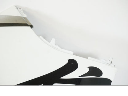 Höger sida på Sidkåpa från en Suzuki GSX 1300 RX -1999 motorcykel.