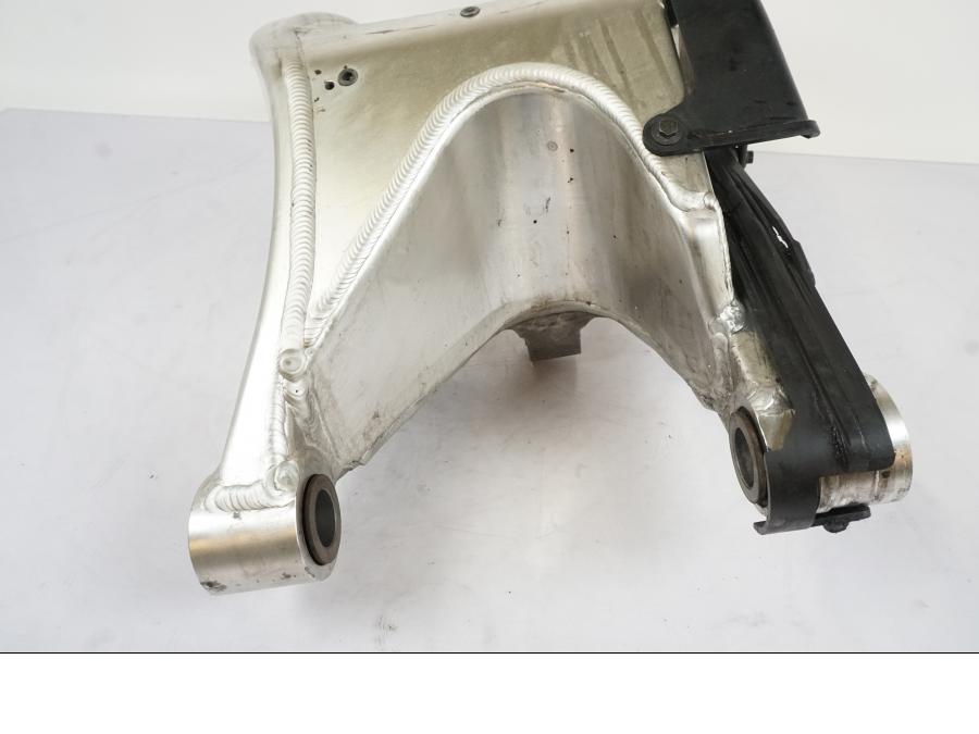 Snett uppifrån på Sving från en Honda CBR 900 RR -2003 motorcykel.