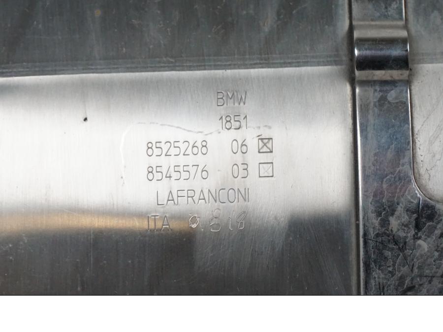 Extrabild5 på Ljuddämpare från en BMW R 1200 R -2014 motorcykel.