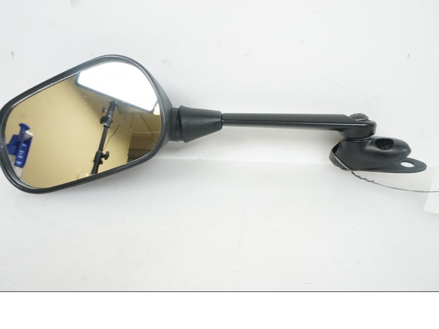 Framsidan på Backspegel från en Yamaha YZF-R 125 -2017 motorcykel.