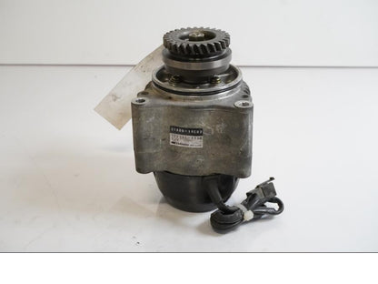 Framsidan på Generator från en Suzuki GSX 1100 EF -1987 motorcykel.