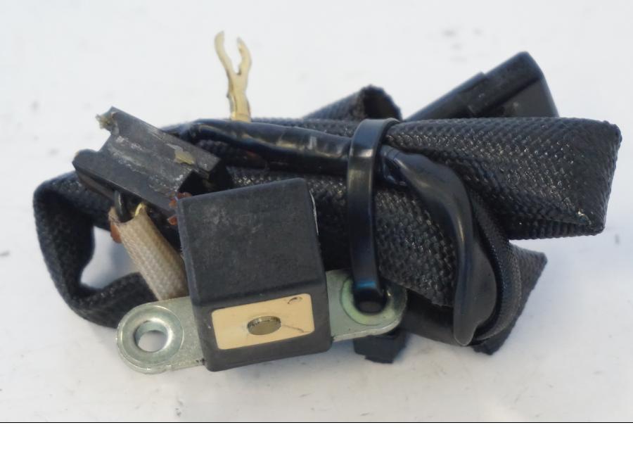 Framsidan på Tändpickup från en Kawasaki ER-6N -2012 motorcykel.