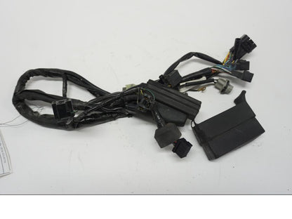 Framsidan på Kablage från en Yamaha FZ1-SA -2007 motorcykel.