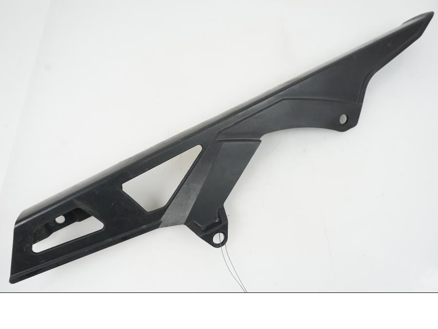 Framsidan på Kedjeskydd från en Suzuki GSX-R 750 -2009 motorcykel.