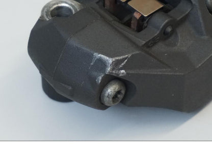 Höger sida på Bromsok från en Suzuki GSX-R 1000 -2007 motorcykel.