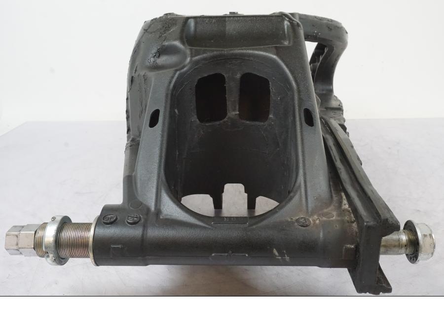 Snett uppifrån på Sving från en Suzuki GSX-R 750 -2007 motorcykel.