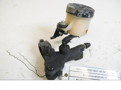 Framsidan på Bromshuvudcylinder från en Aprilia SL 1000 Falco -2000 motorcykel.