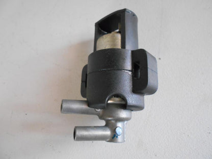 Baksidan på Luftventil från en Kawasaki VN 1600 Mean Streak -2007 motorcykel.