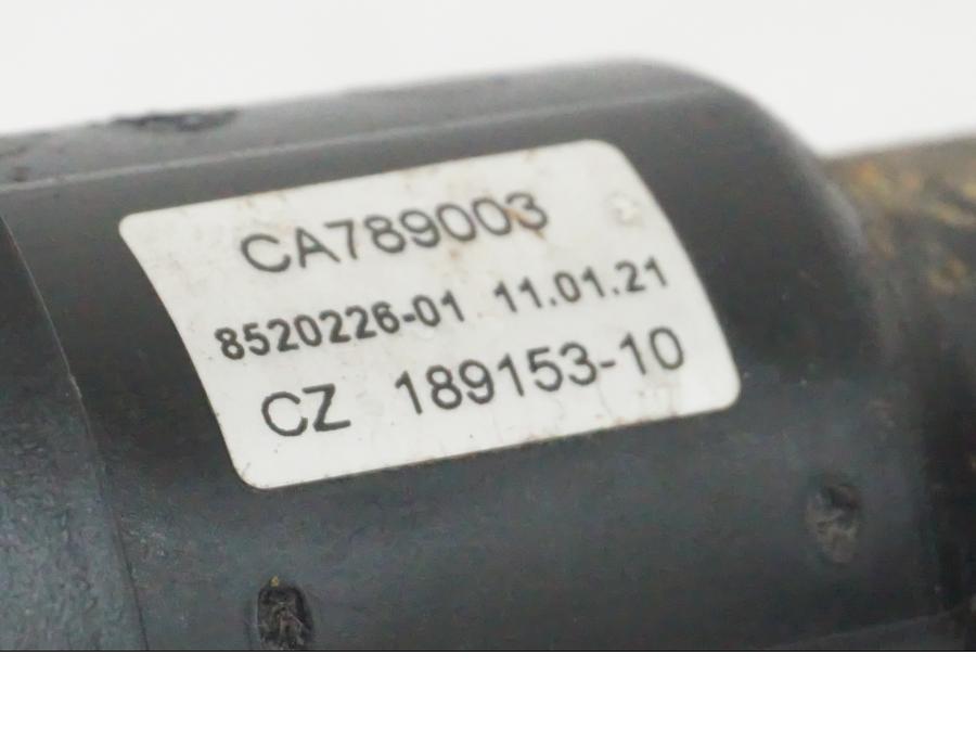 Vänster sida på Vattentermostathus från en BMW R 1250 GS -2021 motorcykel.