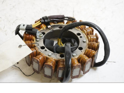 Framsidan på Generator från en Honda XL 650 V -2000 motorcykel.