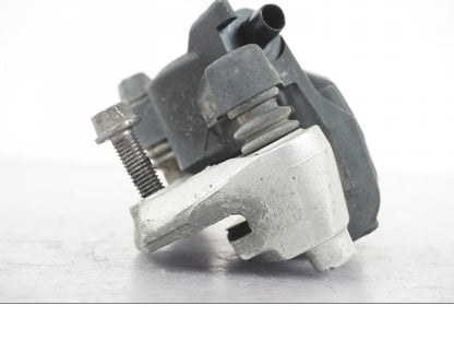 Snett uppifrån på Bromsok från en BMW R 1200 GSA -2012 motorcykel.